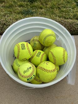 12 Softball Training Towels
